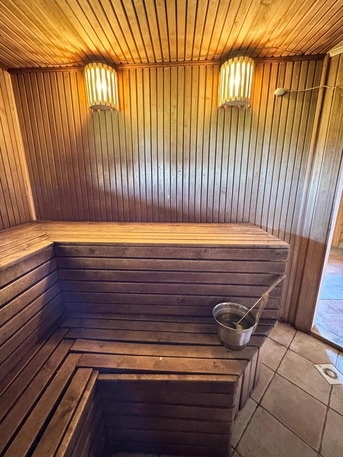 Hotel Vonadzini Stāmeriena Esterno foto