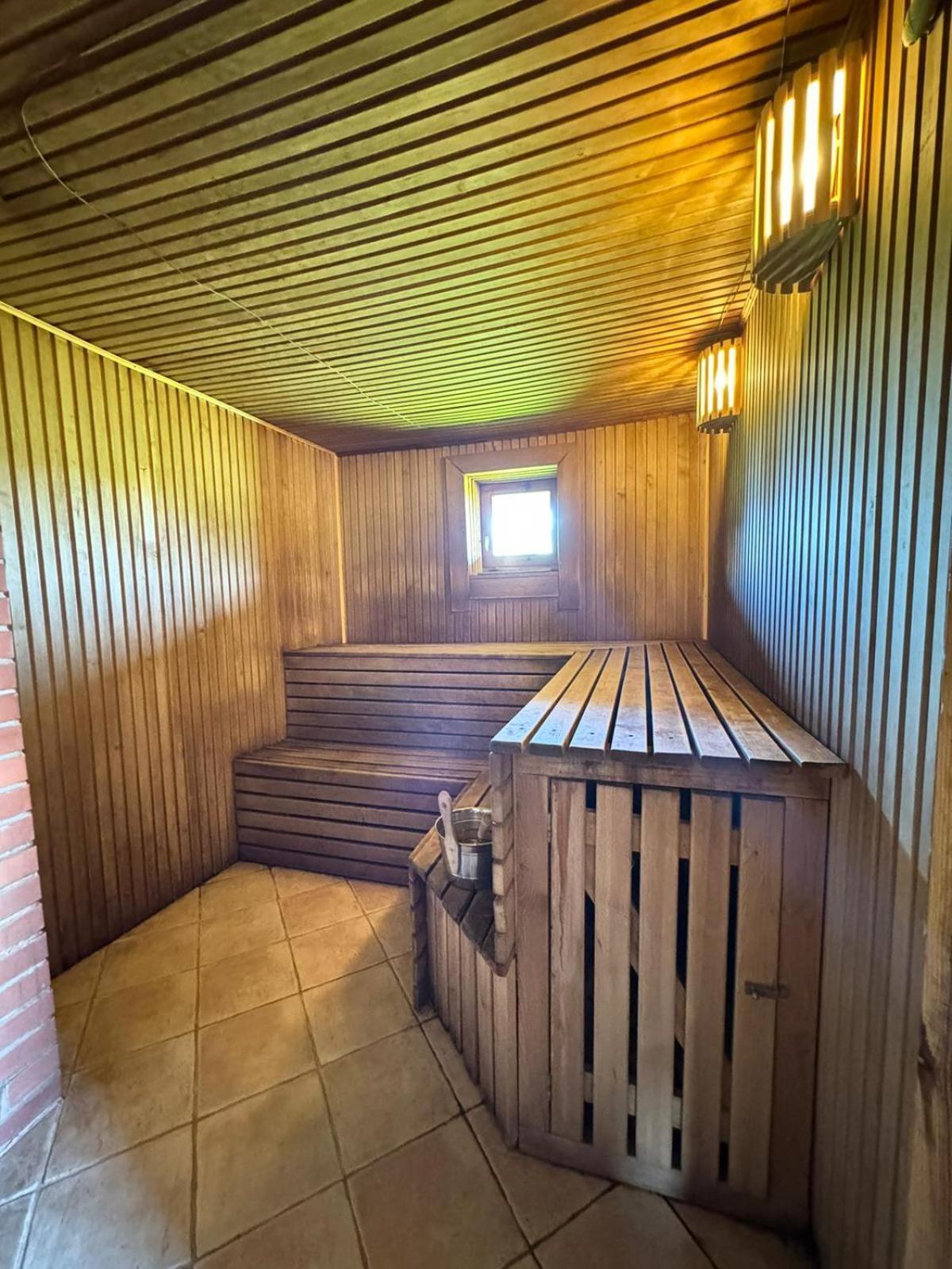Hotel Vonadzini Stāmeriena Esterno foto