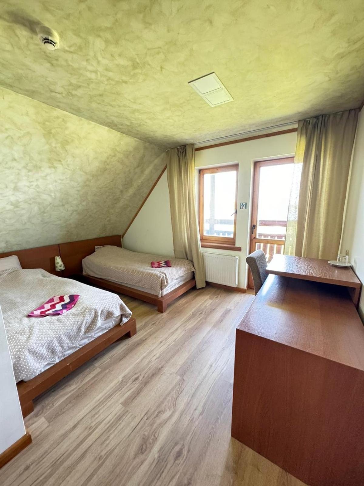 Hotel Vonadzini Stāmeriena Esterno foto
