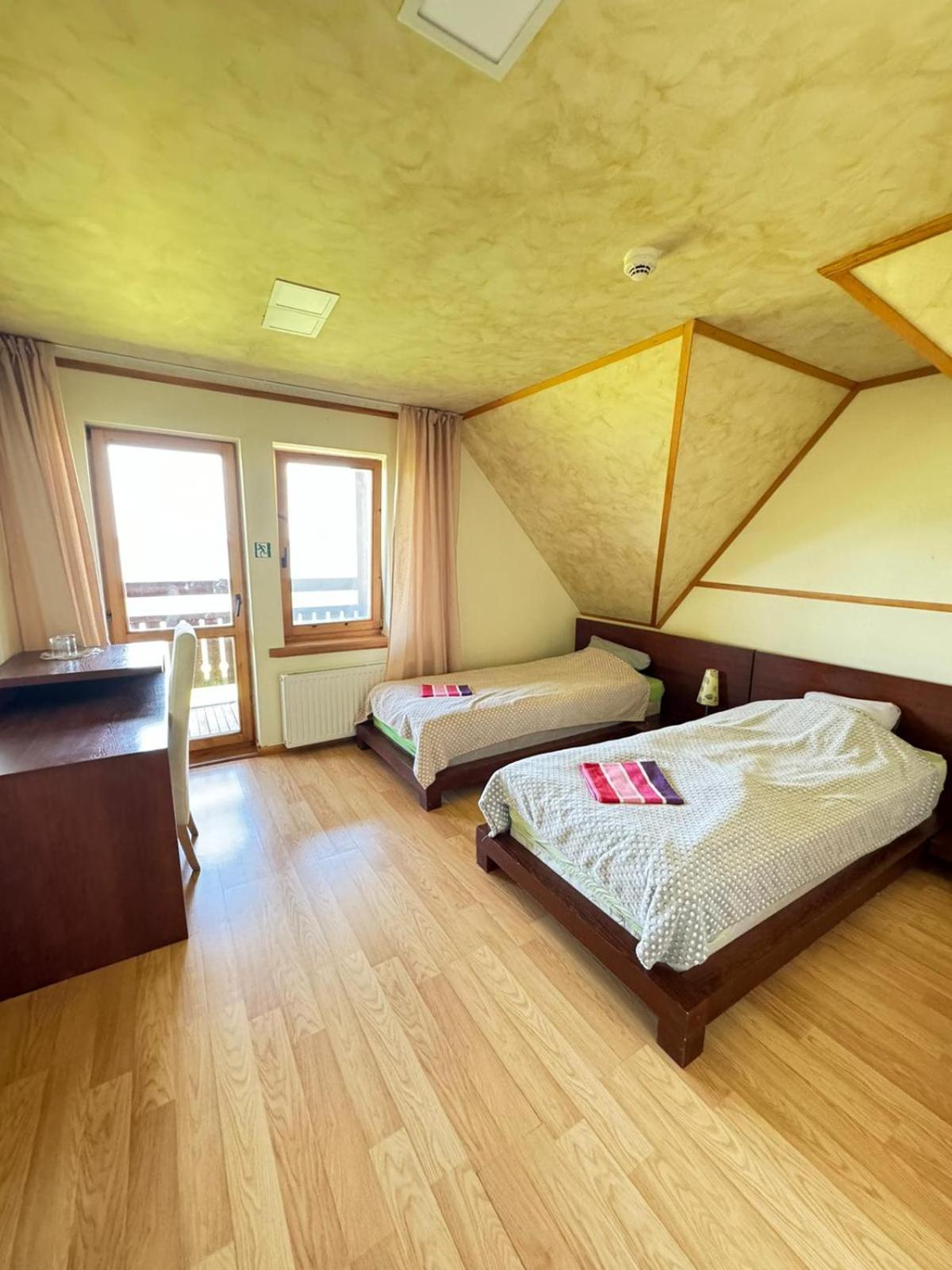 Hotel Vonadzini Stāmeriena Esterno foto