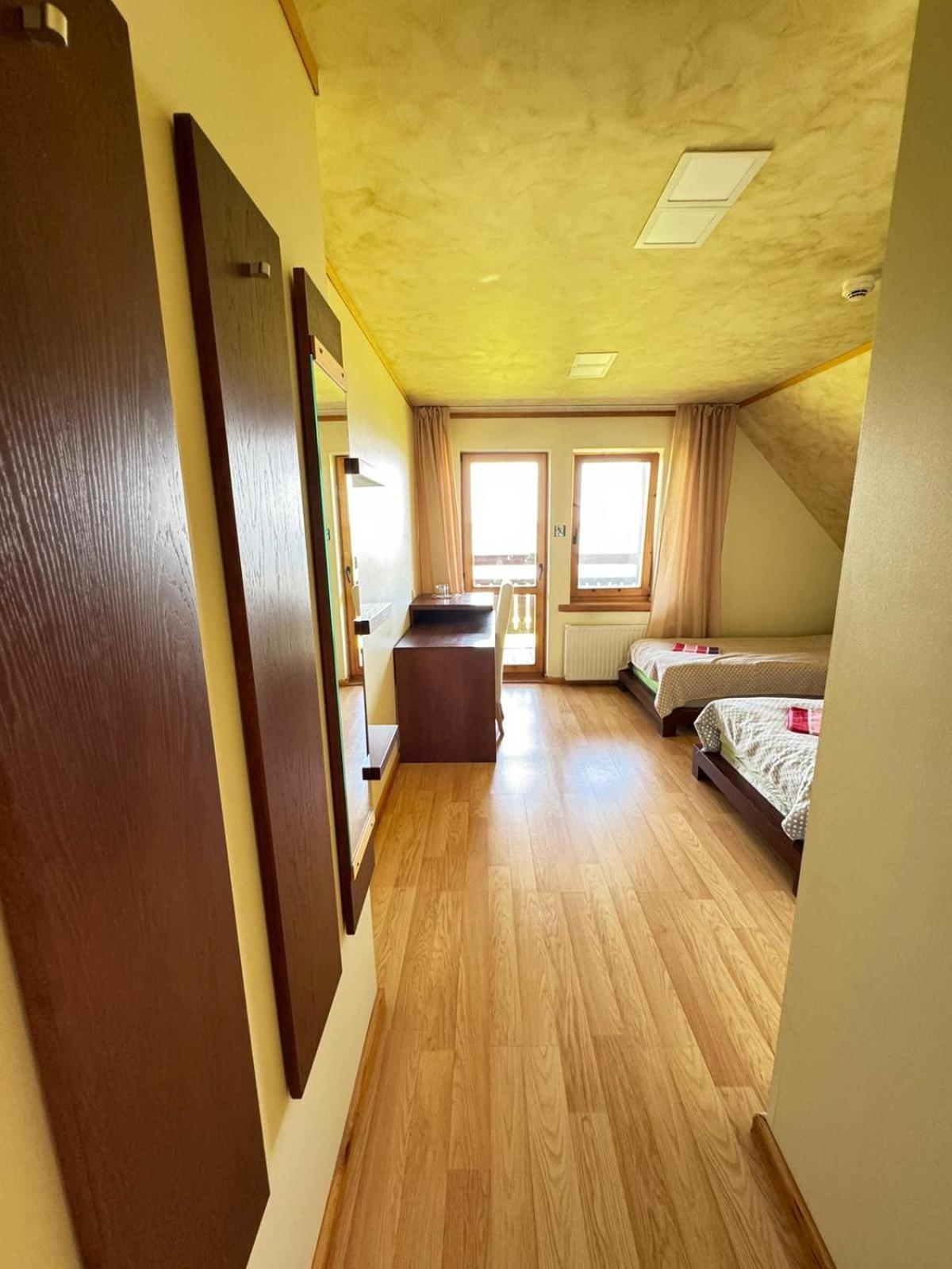 Hotel Vonadzini Stāmeriena Esterno foto