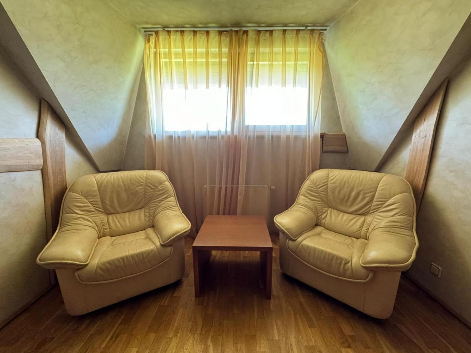 Hotel Vonadzini Stāmeriena Esterno foto