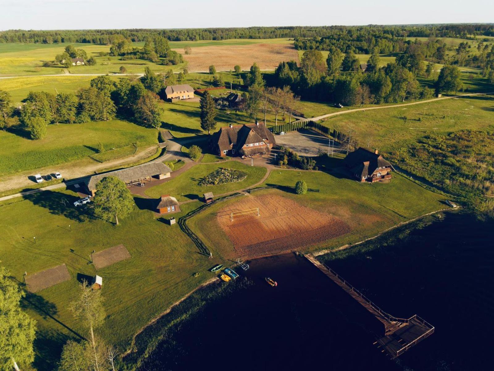Hotel Vonadzini Stāmeriena Esterno foto